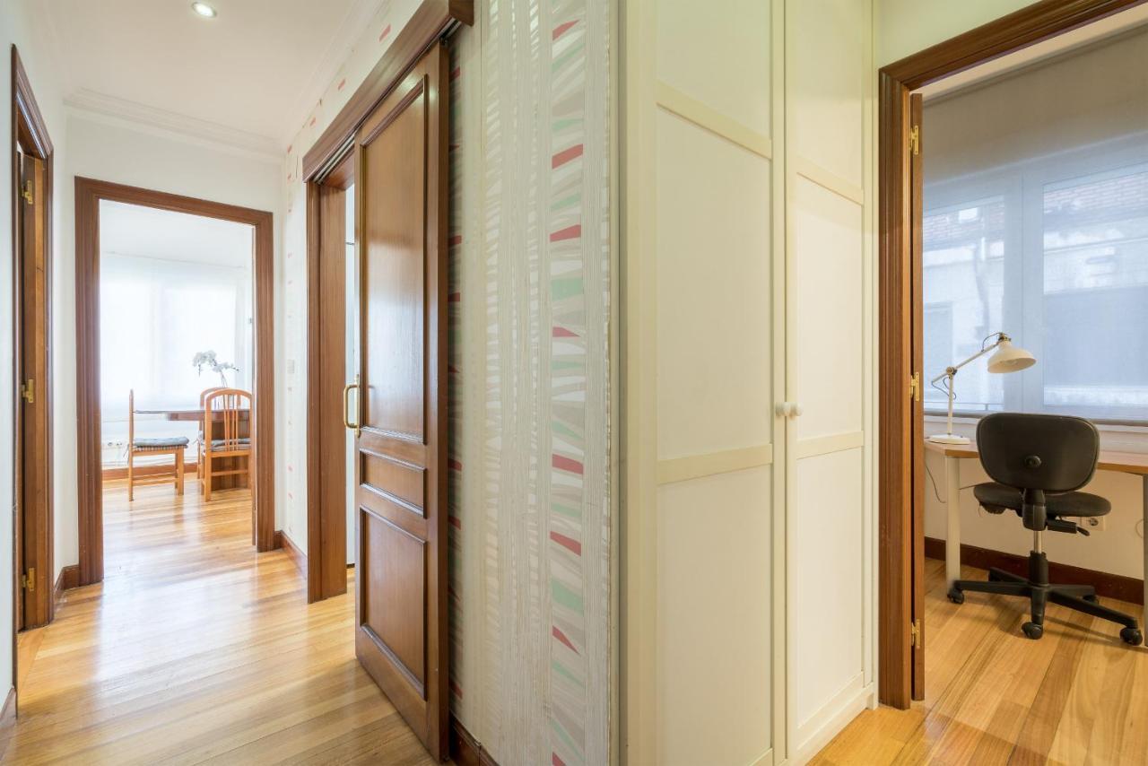 Ybarra Apartment By People Rentals Bilbao Exteriör bild