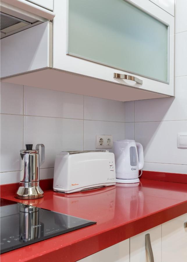 Ybarra Apartment By People Rentals Bilbao Exteriör bild